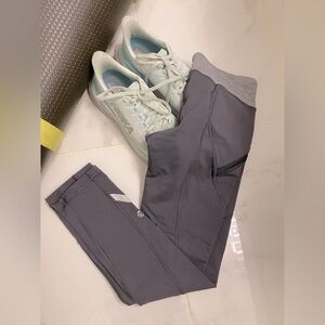 Lululemon grey running crop tight size 4